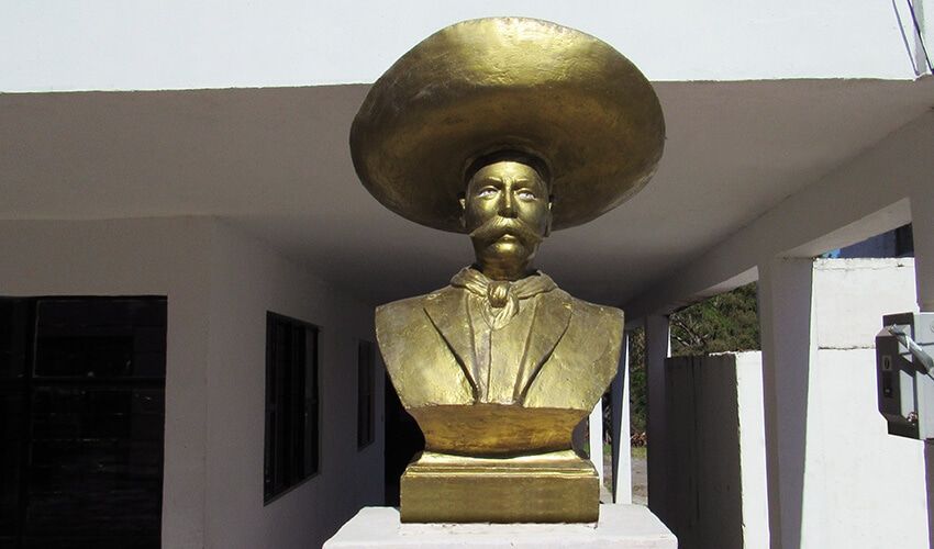 monumento-zapata-850×500